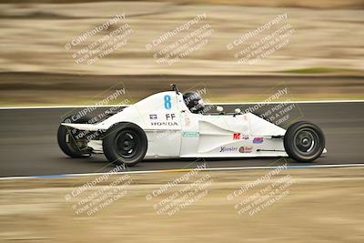 media/Jan-26-2025-CalClub SCCA (Sun) [[cfcea7df88]]/Group 7/Race/